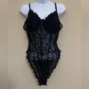 Black Lace Chemise with Delicate Floral Patterns